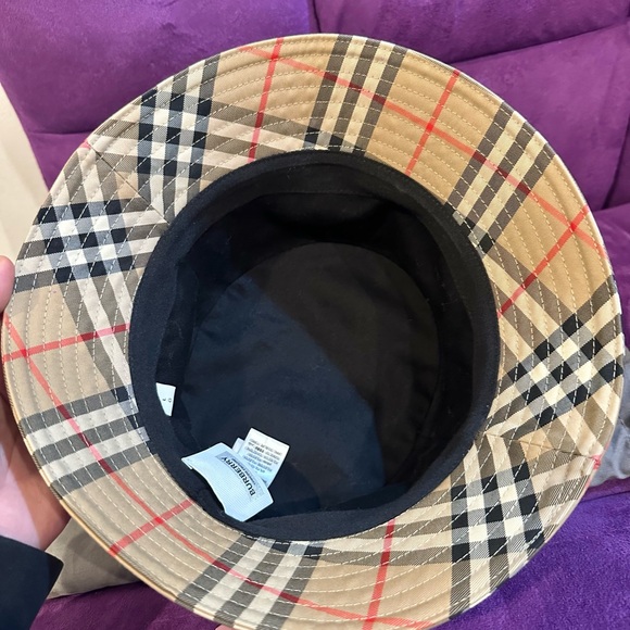 Burberry Classic Checkered Bucket Hat Size Large - Picture 3 of 10